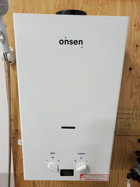 Chauffe-eau portatif sans réservoir Onsen 10L - 75K BTU (USAGÉ)